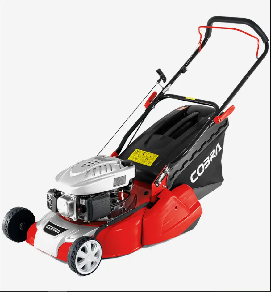 Cobra RM40C  Petrol Lawnmower with Roller for striped lawn
