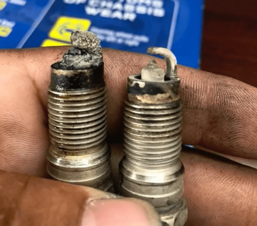 Dirty vs Clean spark Plug