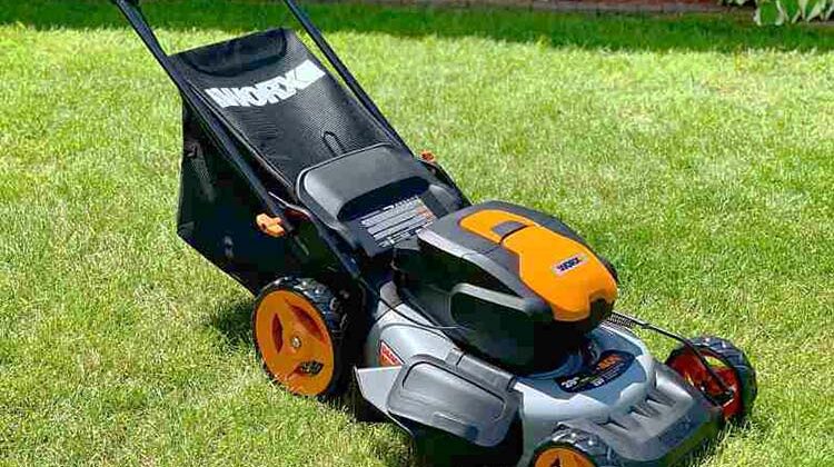 Cordless electric lawn mowers